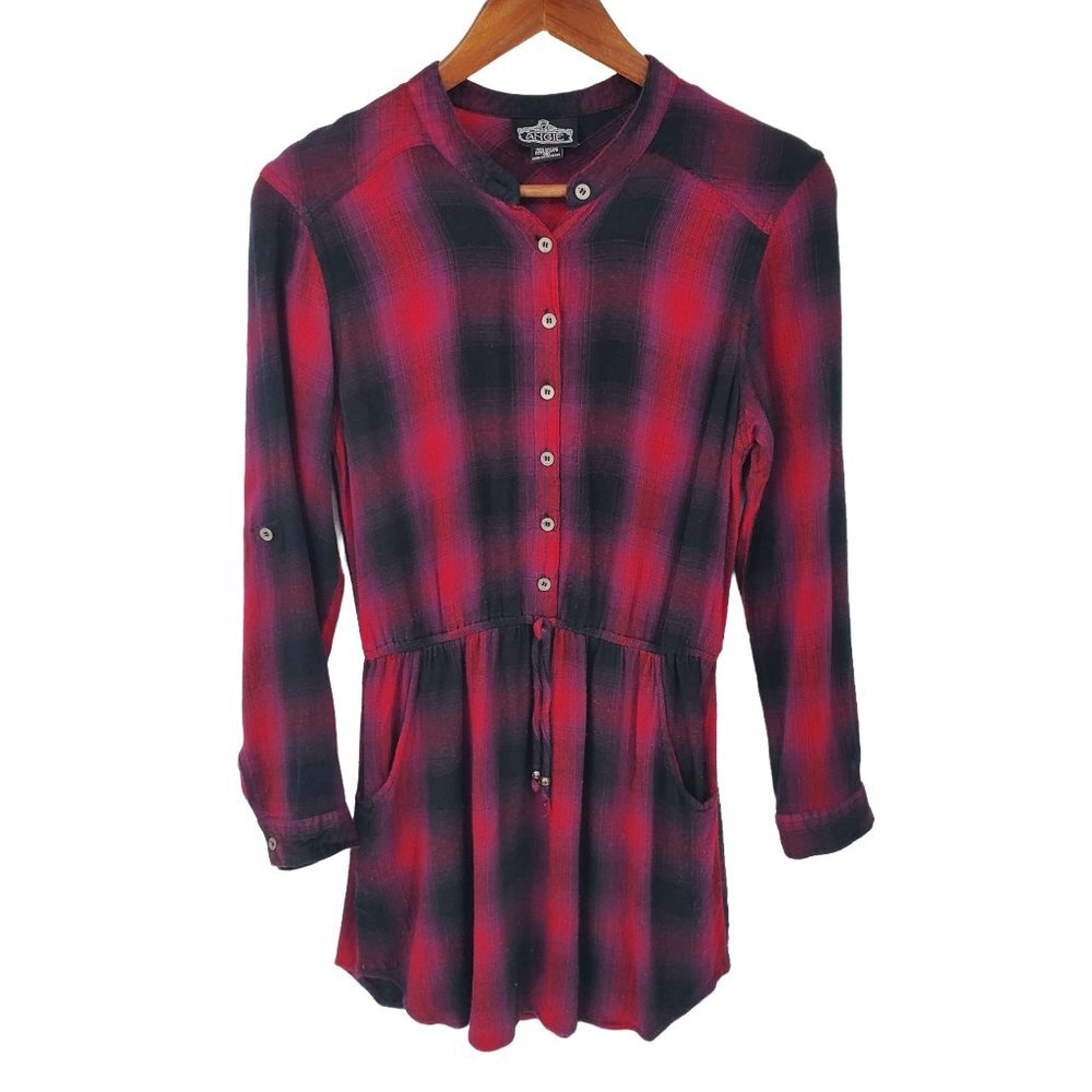 Angie Womens Long Sleeve Button Up Plaid Flannel Tunic Top M Red Black Pockets